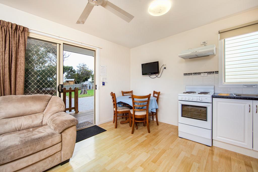 Wintersun Gardens Motel Bicheno Exterior foto